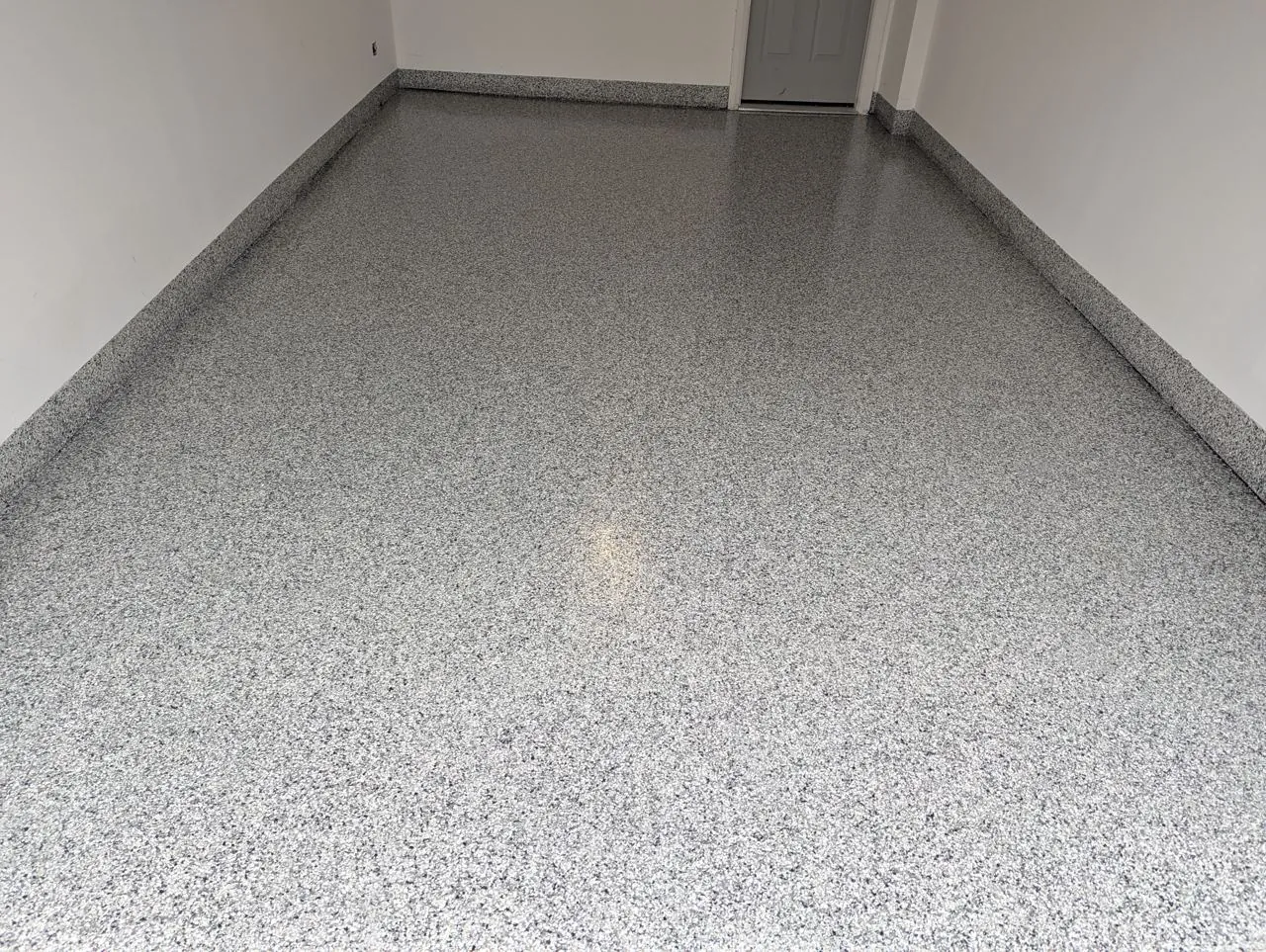 Grey flake epoxy garage floor