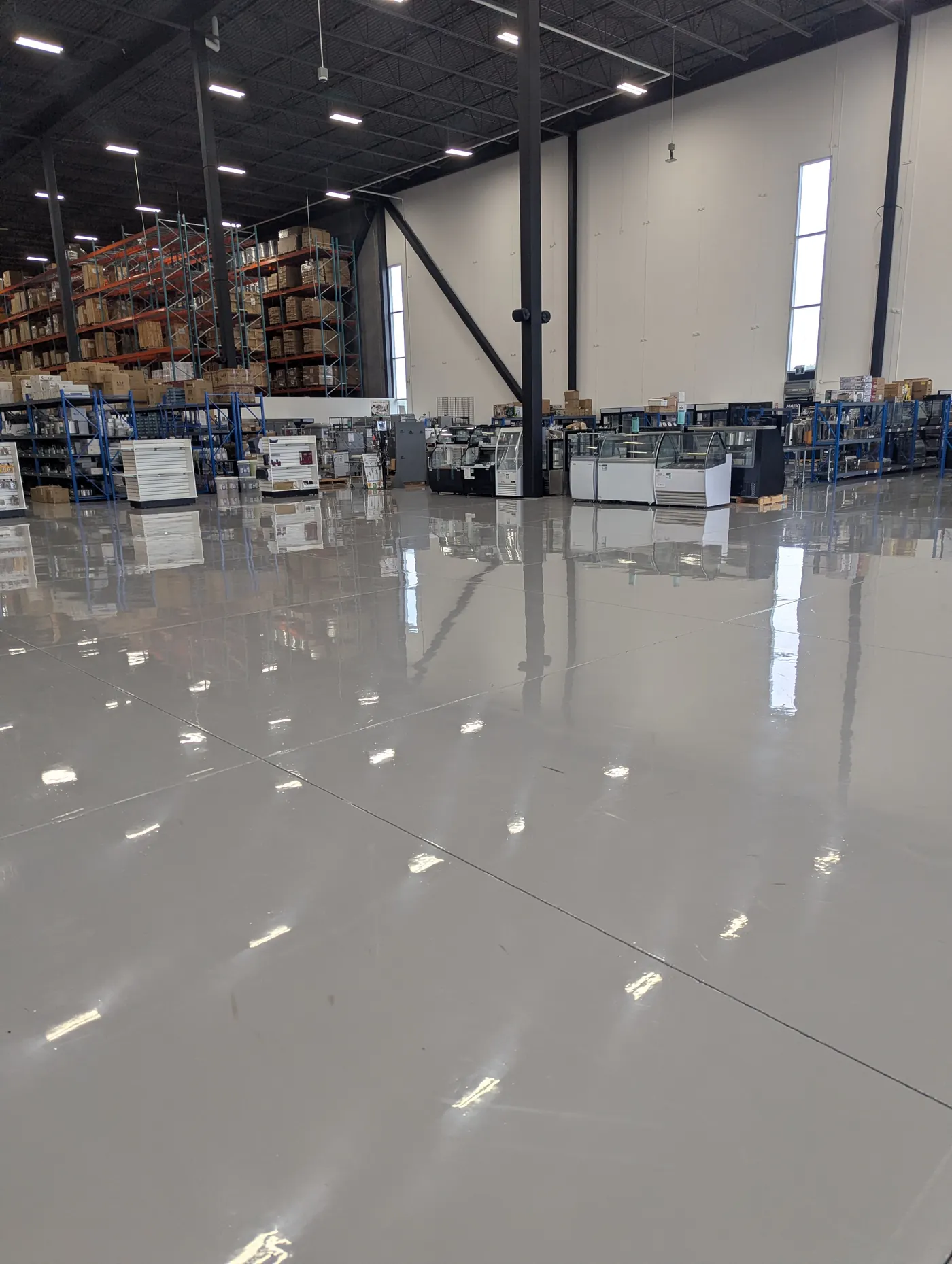 Epoxy warehouse floor with racking