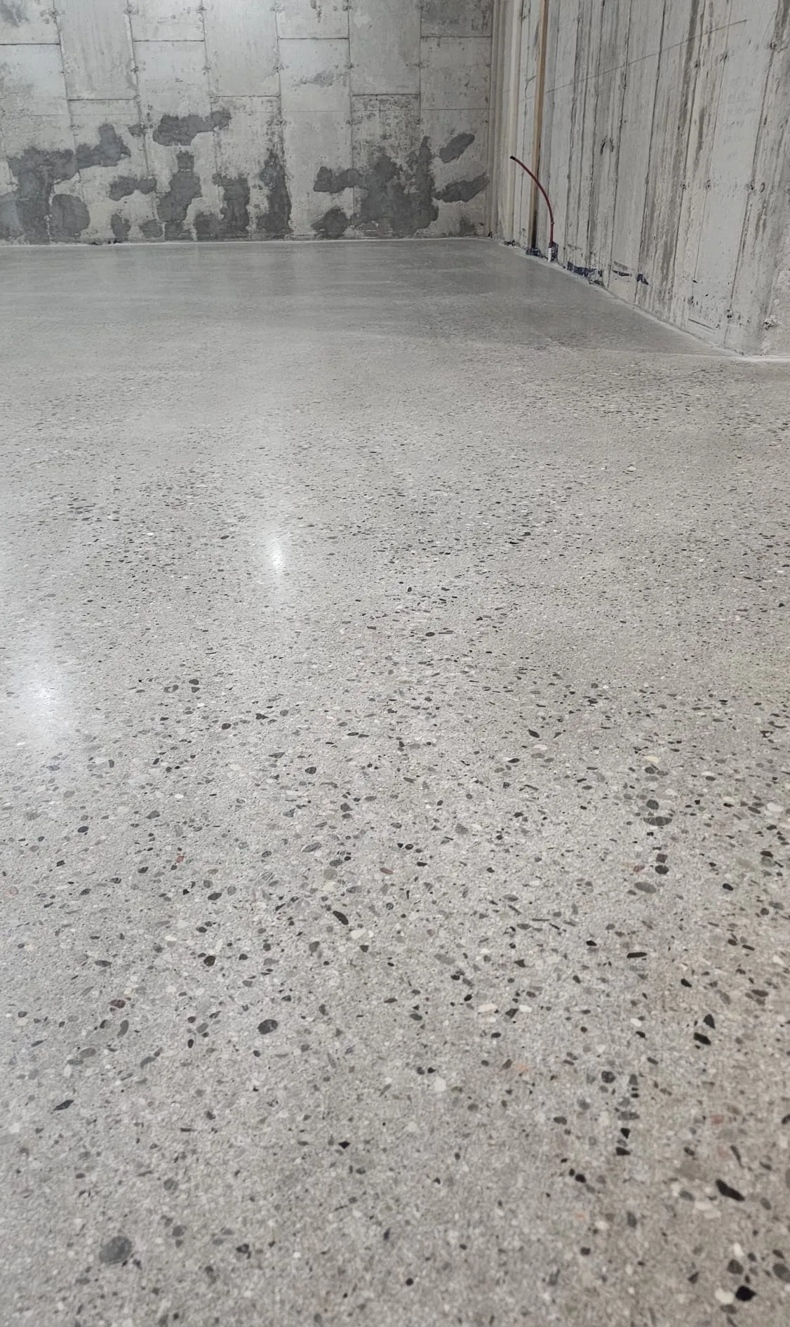 Retail floor coating installed in Hamilton